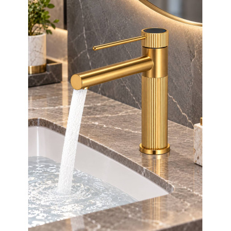 Grifería Monocontrol Baja para Lavamanos Dorado Mate – Acero y Latón Premium